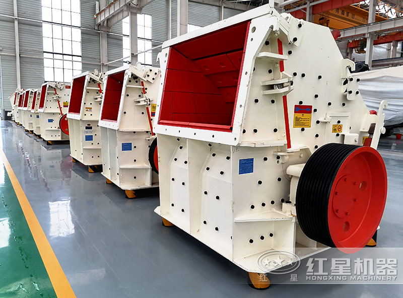 紅星機器1214破碎機車間現(xiàn)貨，價格優(yōu)惠